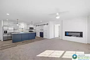 1410 Heytesbury Rd, Lehigh Township, PA 18088 - Photo 10