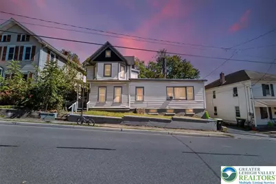 412 N 8th Street, Stroudsburg, PA 18360 - Photo 2