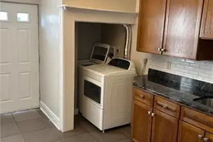 621 Center St, Bethlehem City, PA 18018 - Photo 6