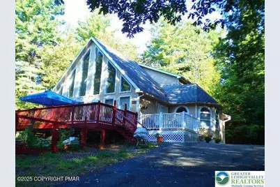 2311 Long Acre Drive, Chestnuthill Twp, PA 18330 - Photo 2