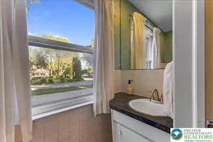 1331 Armstrong Rd, Hanover Twp, PA 18017 - Photo 14