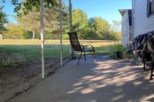 5905 Glencrest Blvd, Washington Township, PA 18080 - Photo 10