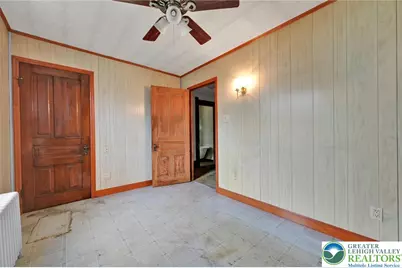 319 Washington Street, Walnutport Boro, PA 18088 - Photo 22