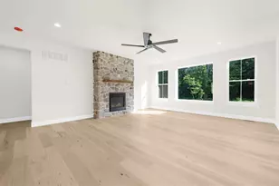 2075 Flint Hill Rd, Upper Saucon Township, PA 18036 - Photo 6