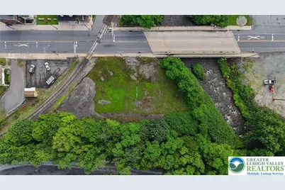 240 Center Street, Tamaqua, PA 18252 - Photo 12