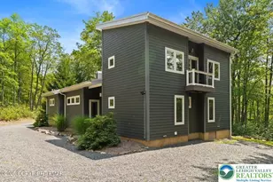 22 Sequin Cir, Penn Forrest, PA 18229 - Photo 14