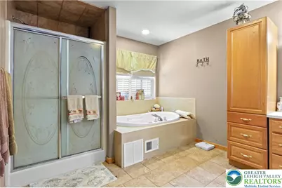 125 Stone Ridge Road, Penn Forrest, PA 18210 - Photo 24