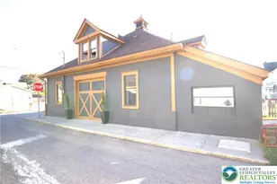 1020 Currant St, North Catasauqua Bor, PA 18032 - Photo 2