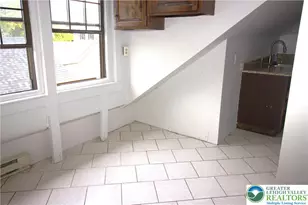 1020 Currant St, North Catasauqua Bor, PA 18032 - Photo 6