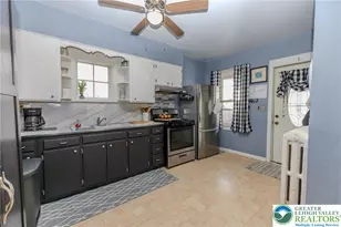 436 Pennsylvania Ave, Bangor Boro, PA 18013 - Photo 8