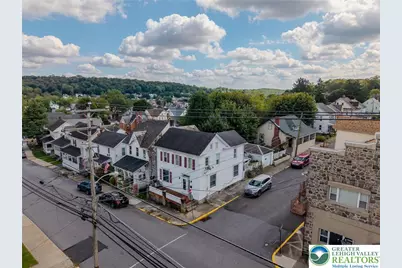 436 Pennsylvania Avenue, Bangor Boro, PA 18013 - Photo 2