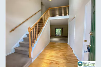 3218 Oakland Square Drive, Bethlehem City, PA 18020 - Photo 8