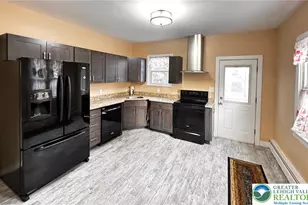 186 North St, Emmaus Boro, PA 18049 - Photo 10