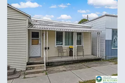 15 W Fifth Street, Jim Thorpe, PA 18229 - Photo 2