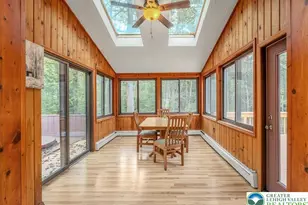 234 Viceroy Cir, Coolbaugh Twp, PA 18466 - Photo 8