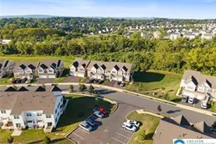 312 Redclover Ln, Upper Macungie Township, PA 18104 - Photo 2