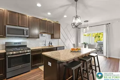 312 Redclover Lane, Upper Macungie Township, PA 18104 - Photo 8