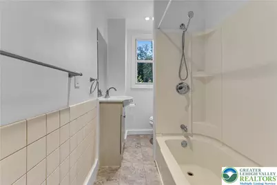 2246 2nd Street, Wilson Boro, PA 18042 - Photo 24