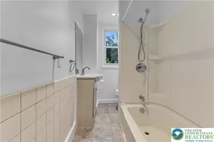 2246 2nd St, Wilson Boro, PA 18042 - Photo 24