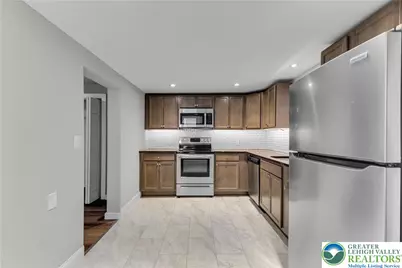 2246 2nd Street, Wilson Boro, PA 18042 - Photo 10