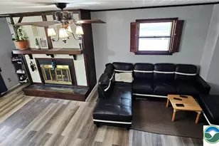 1309 Greenview Dr, Bethlehem City, PA 18018 - Photo 6