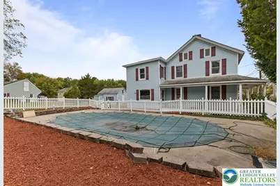 696 S Delaware Drive, Upper Mt Bethel Twp, PA 18343 - Photo 4