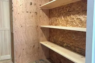 696 S Delaware Dr, Upper Mt Bethel Twp, PA 18343 - Photo 40