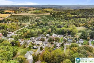 696 S Delaware Dr, Upper Mt Bethel Twp, PA 18343 - Photo 30