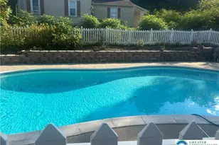 696 S Delaware Dr, Upper Mt Bethel Twp, PA 18343 - Photo 4