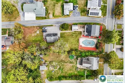 696 S Delaware Drive, Upper Mt Bethel Twp, PA 18343 - Photo 32