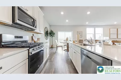 2096 Gregory Drive, Lower Macungie Twp, PA 18103 - Photo 6