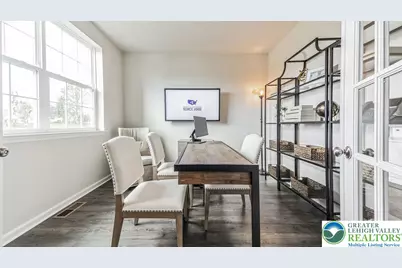 2096 Gregory Drive, Lower Macungie Twp, PA 18103 - Photo 2