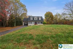 306 Cedar Dr, Tobyhanna Twp, PA 18334 - Photo 1