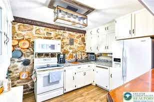 445 Morvale Rd, Williams Township, PA 18042 - Photo 14