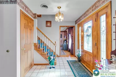 656 Daniels Road, Lower Nazareth Twp, PA 18064 - Photo 8