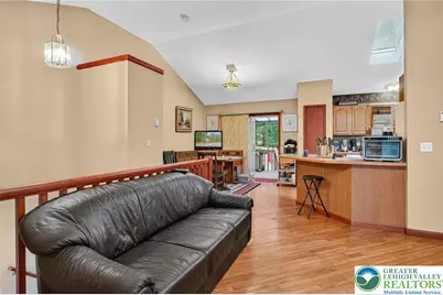 338 Fernwood Drive, East Stroudsburg, PA 18301 - Photo 6