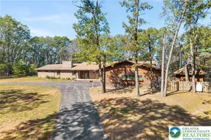 322 Manor Ln E, Mahoning Twp, PA 18235 - Photo 4