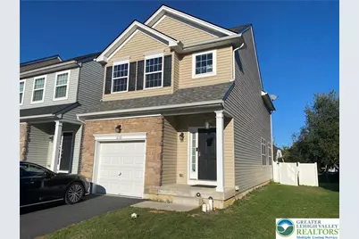 2121 Huntington Lane, Forks Twp, PA 18040 - Photo 2