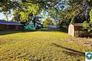 339 Delong Ave, Emmaus Boro, PA 18049 - Photo 4