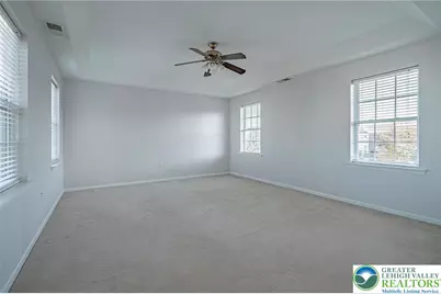 6885 Pioneer Drive, Lower Macungie Twp, PA 18062 - Photo 16