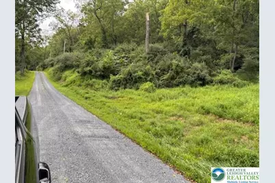 8165 Weavers Court, Lynn Township, PA 18066 - Photo 6