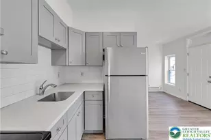 508 Park St, Allentown City, PA 18102 - Photo 6