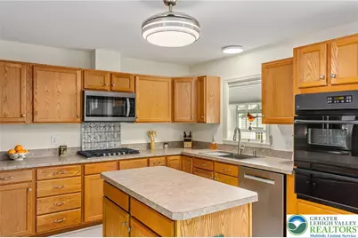 677 Biltmore Avenue, Easton, PA 18040 - Photo 26