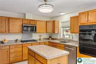 677 Biltmore Ave, Easton, PA 18040 - Photo 26