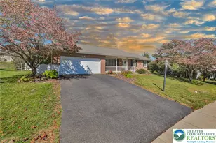 1328 Melanie Ln, Easton, PA 18045 - Photo 4