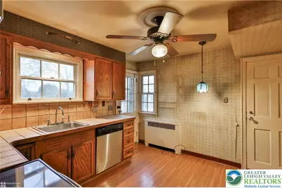 1104 Raymond Avenue, Bethlehem City, PA 18018 - Photo 22
