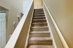 102 Quaker Dr, Bethlehem Township, PA 18020 - Photo 14