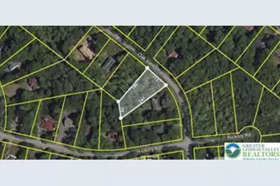 8 Oak View Lane, Coolbaugh Twp, PA 18466 - Photo 1