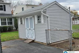 127 E Lynnwood St, Allentown City, PA 18103 - Photo 8