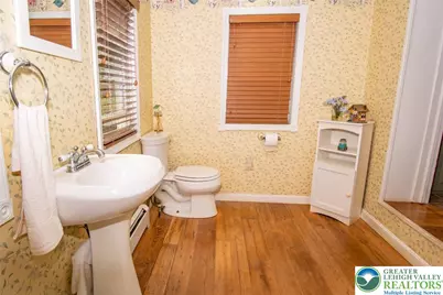 5727 Youngs Hill Road, Forks Twp, PA 18040 - Photo 12